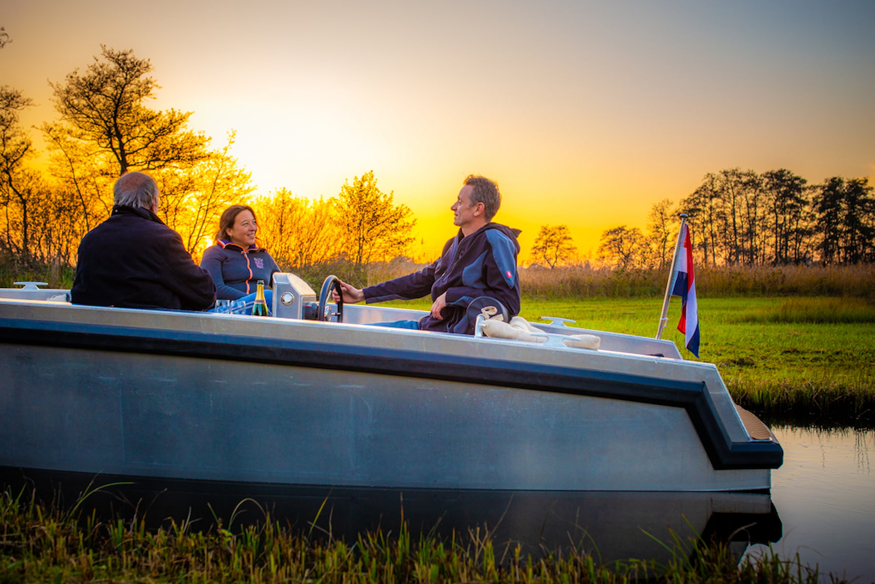 Eagle 525T - Background 5