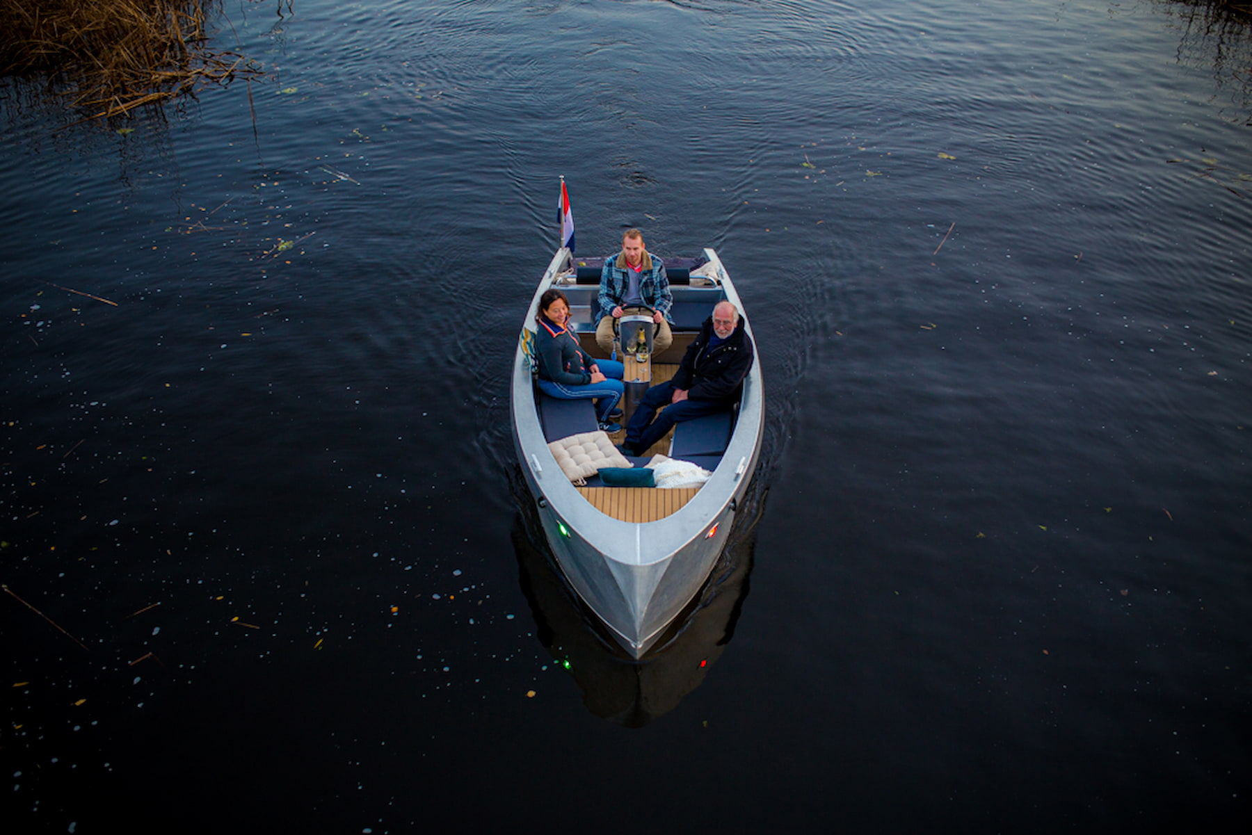 Eagle 525T - Background 8